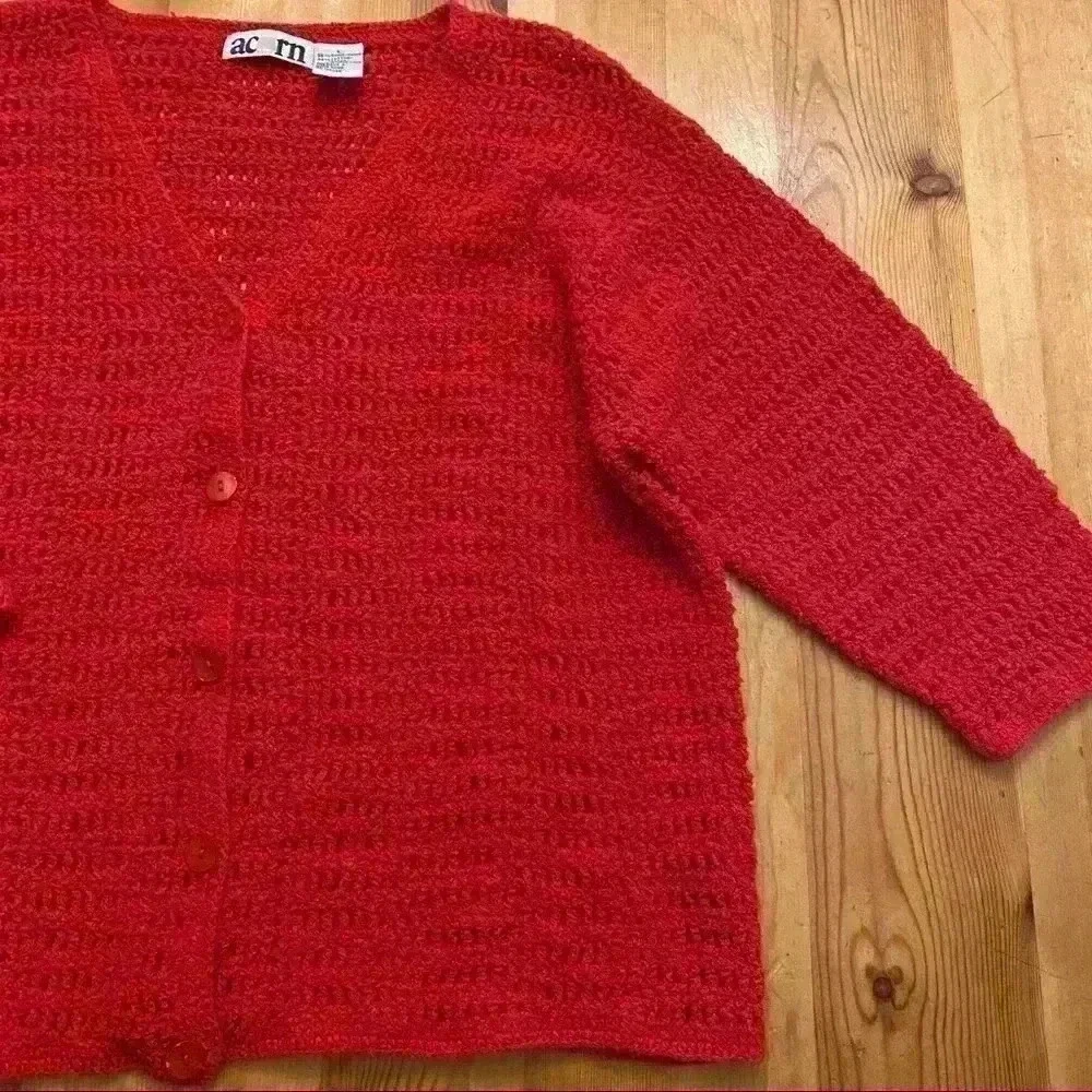 Acorn red knitted